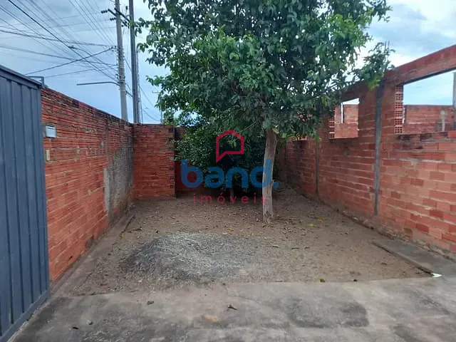 Casa com 360m² 1 quarto e 1 banheiro, à venda, no bairro Vila América em Porto Feliz