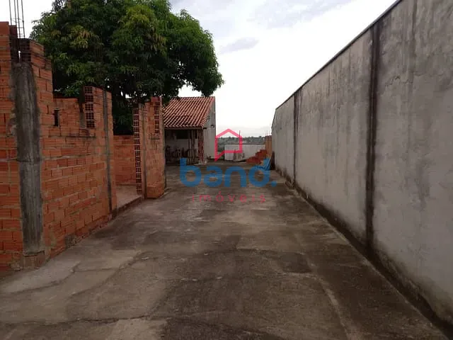 Casa com 360m² 1 quarto e 1 banheiro, à venda, no bairro Vila América em Porto Feliz