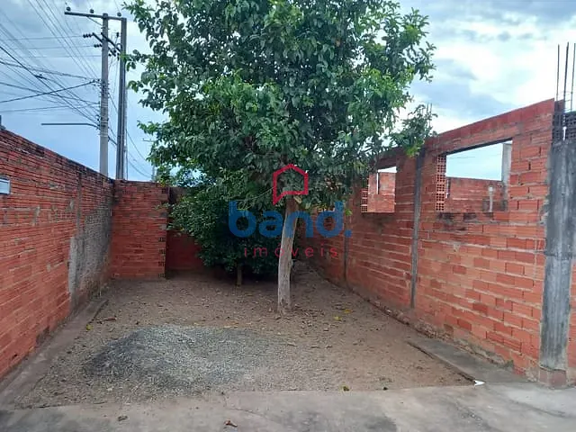 Casa com 360m² 1 quarto e 1 banheiro, à venda, no bairro Vila América em Porto Feliz
