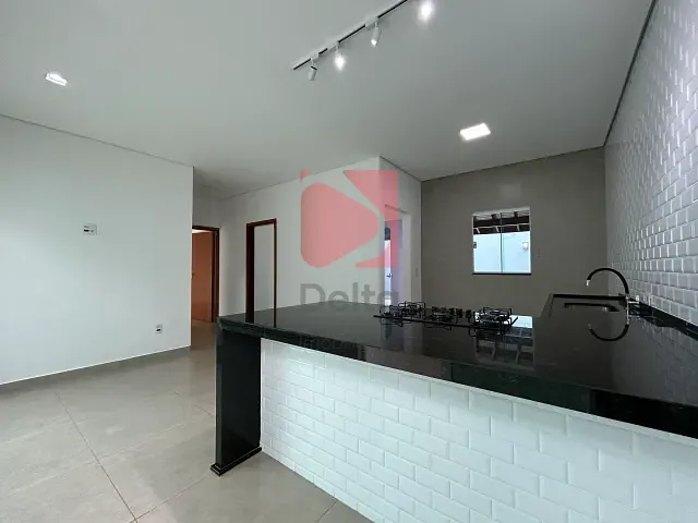 Casa 2 quartos e 1 banheiro, à venda, no bairro Jardim Kanebo em Pirassununga