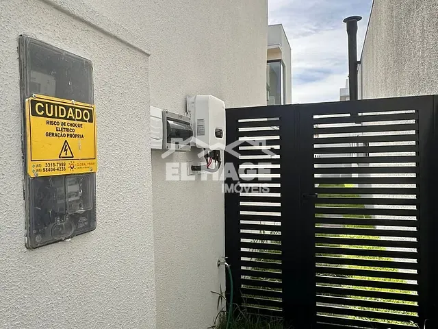 Casa com 307m² 3 quartos e 4 banheiros, à venda, no bairro Jardim Imperial em Cuiabá