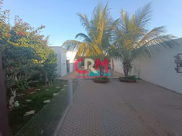 Casa com 330m² 2 quartos e 3 banheiros, para alugar, no bairro Parque Residencial Laranjeiras V em Taquaritinga