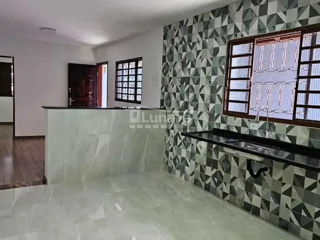 Casa com 150m² 2 quartos e 1 banheiro, à venda, no bairro Jardim Universo em Mogi das Cruzes