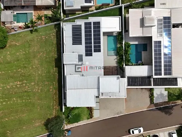 Casa com 630m² 4 quartos e 5 banheiros, à venda, no bairro Jardim Tarobá em Cambé
