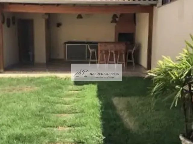 Casa 3 quartos e 2 banheiros, à venda ou para alugar, no bairro Jardim Burle Marx em Londrina