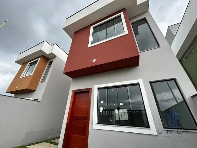 Casa 2 quartos e 3 banheiros, à venda, no bairro Roma em Volta Redonda