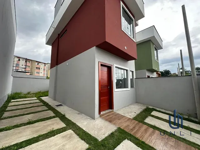 Casa 2 quartos e 3 banheiros, à venda, no bairro Roma em Volta Redonda
