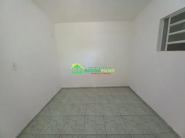 Casa com 200m² 2 quartos e 1 banheiro, para alugar, no bairro Cidade Nova em Teresina