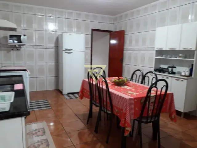 Casa com 275m² 2 quartos e 2 banheiros, à venda, no bairro Jardim das Acácias em Cravinhos
