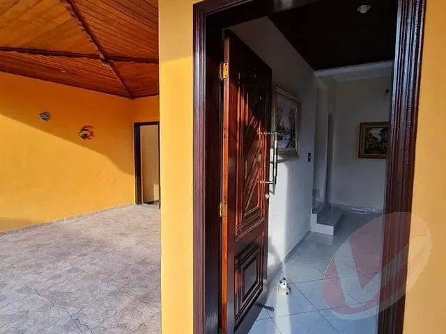 Casa com 340m² 4 quartos e 6 banheiros, à venda, no bairro Canto do Forte em Praia Grande