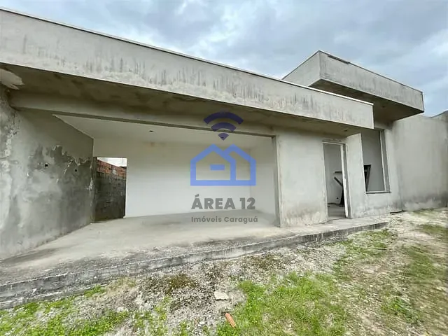 Casa com 319m² 3 quartos e 1 banheiro, à venda, no bairro Martim de Sá em Caraguatatuba
