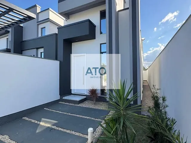 Casa com 120m² 2 quartos e 2 banheiros, à venda, no bairro Joáia em Tijucas