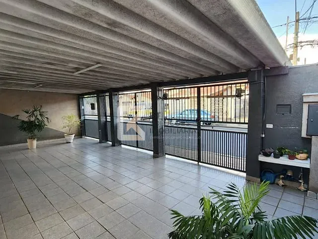 Casa com 250m² 3 quartos e 1 banheiro, à venda, no bairro Jardim Nova Indaiá em Indaiatuba