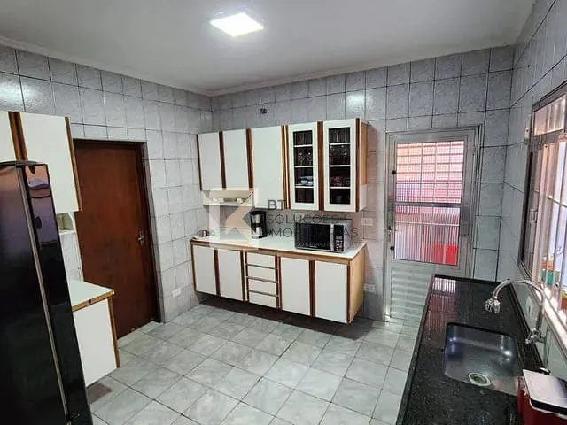 Casa com 250m² 3 quartos e 1 banheiro, à venda, no bairro Jardim Nova Indaiá em Indaiatuba