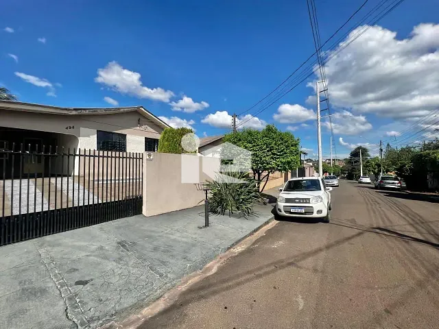 Casa com 300m² 3 quartos e 2 banheiros, à venda, no bairro Jardim Novo Horizonte em Rolândia