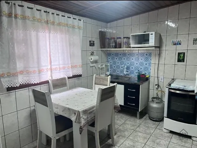 Casa com 60m² 2 quartos e 2 banheiros, à venda, no bairro Chácaras Maringá em Atibaia
