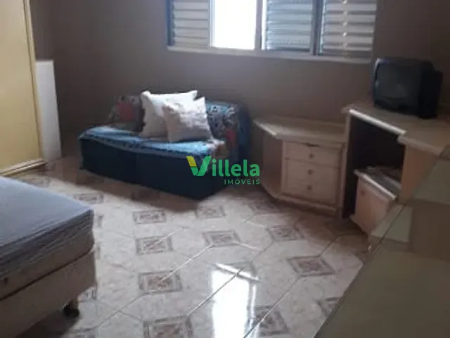 Casa 3 quartos e 2 banheiros, à venda, no bairro Itaqua Mirim em Itaquaquecetuba