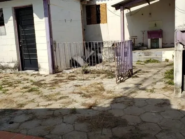 Casa com 300m² 2 quartos e 2 banheiros, à venda, no bairro Vila Gabriel em Sorocaba