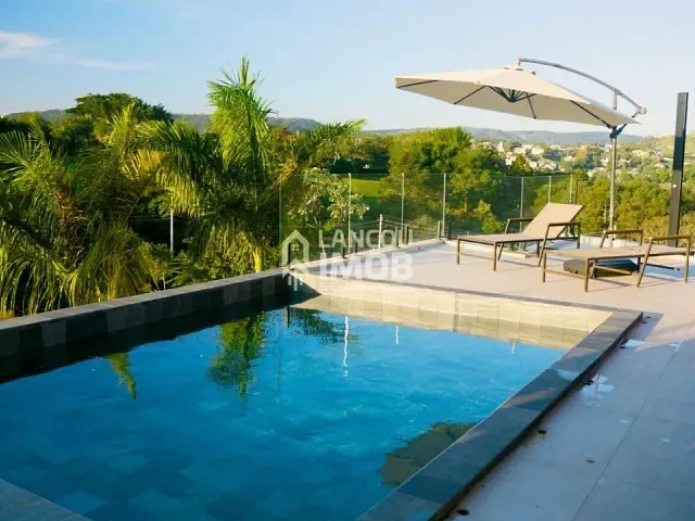 Casa 4 quartos e 6 banheiros, à venda, no bairro Residencial Parque Campos de Santo Antônio II em Itu