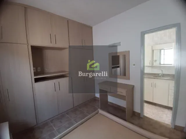Casa 3 quartos e 3 banheiros, para alugar, no bairro Jardim Fabiana em Lavras