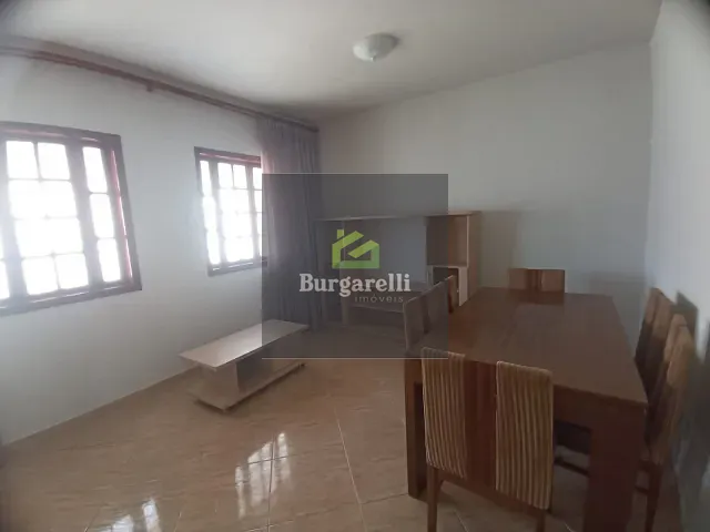 Casa 3 quartos e 3 banheiros, para alugar, no bairro Jardim Fabiana em Lavras