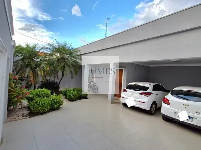 Casa com 324m² 3 quartos e 4 banheiros, à venda, no bairro Chácara Machadinho II em Americana
