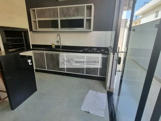 Casa 3 quartos e 3 banheiros, para alugar, no bairro Aragarça em Londrina