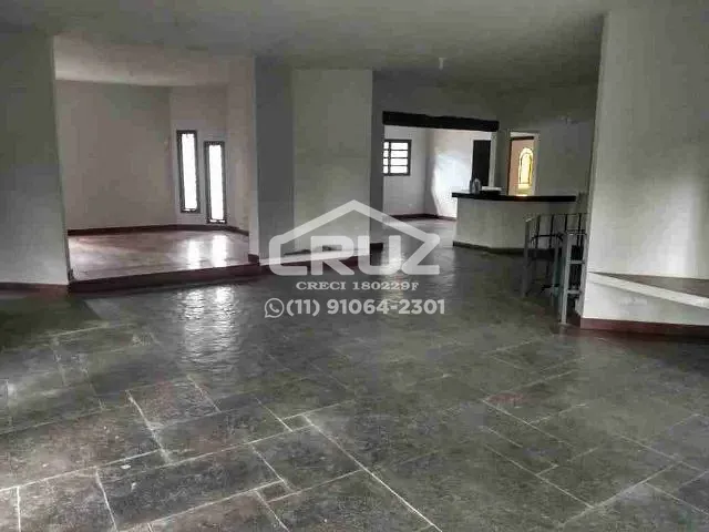 Casa com 1435m² 8 quartos e 4 banheiros, à venda ou para alugar, no bairro Laranjeiras em Caieiras
