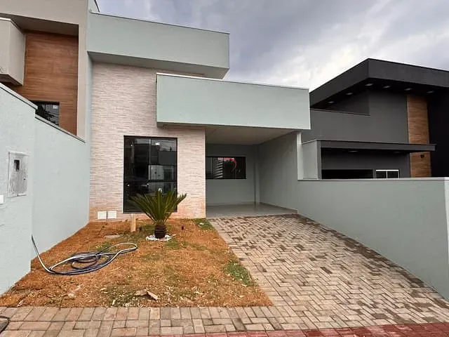 Casa com 125m² 3 quartos e 2 banheiros, à venda, no bairro Loteamento Morada das Flores em Alameda das Quaresmeiras