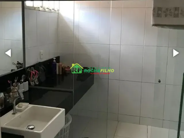 Casa com 462m² 3 quartos e 3 banheiros, para alugar, no bairro Planalto em Teresina