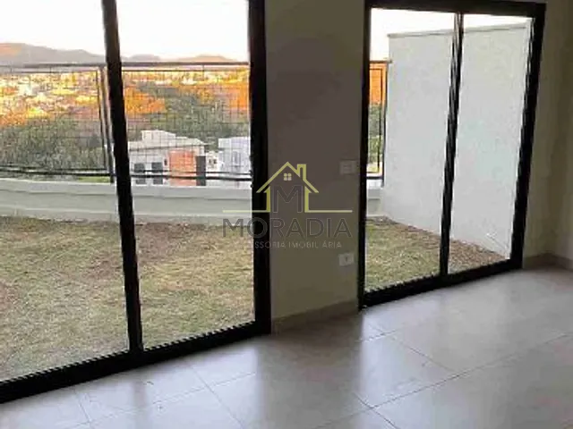 Casa 2 quartos e 2 banheiros, à venda, no bairro Residencial Belvedere em Poços de Caldas