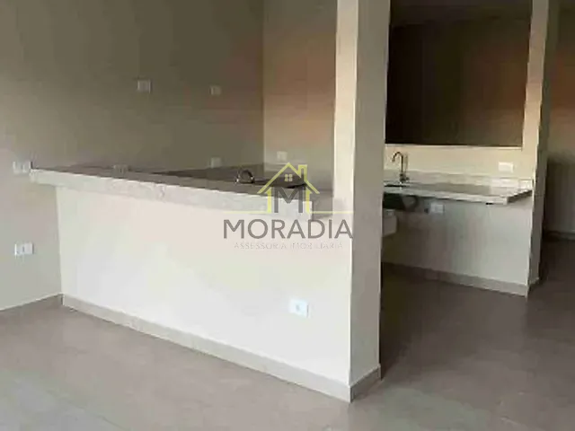 Casa 2 quartos e 2 banheiros, à venda, no bairro Residencial Belvedere em Poços de Caldas