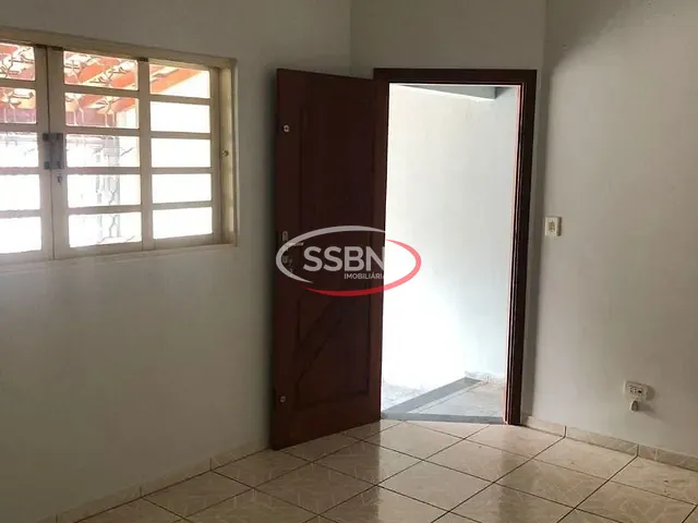 Casa com 150m² 3 quartos e 2 banheiros, à venda, no bairro Residencial Santa Luiza I em Nova Odessa
