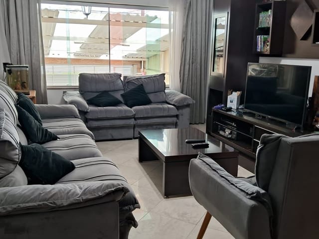 Casa com 180m² 3 quartos e 5 banheiros, à venda, no bairro Vila Moinho Velho em São Paulo