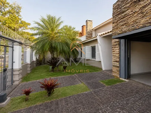 Casa com 278m² 3 quartos e 4 banheiros, à venda, no bairro Três Vendas em Pelotas