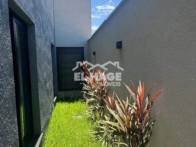 Casa com 200m² 3 quartos e 2 banheiros, à venda, no bairro Coxipó em Cuiabá