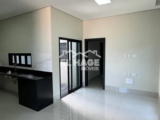 Casa com 200m² 3 quartos e 2 banheiros, à venda, no bairro Coxipó em Cuiabá