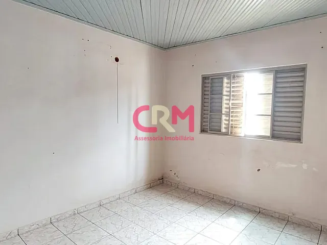 Casa com 204m² 2 quartos e 2 banheiros, à venda, no bairro Jardim Buscardi em Taquaritinga