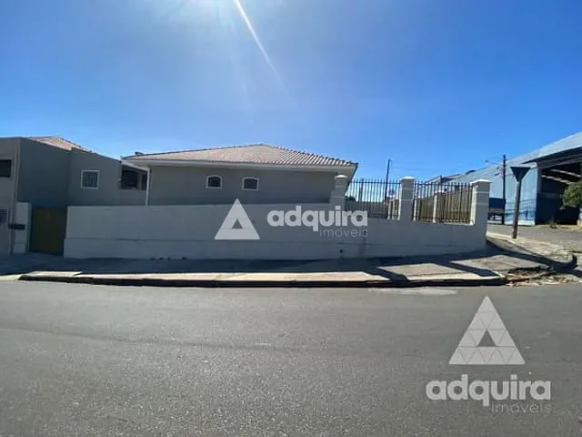 Casa com 344m² 4 quartos e 3 banheiros, à venda, no bairro Nova Rússia em Ponta Grossa