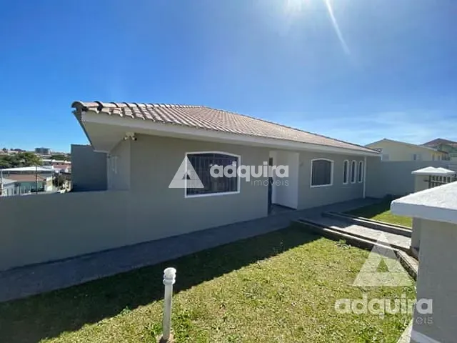 Casa com 344m² 4 quartos e 3 banheiros, à venda, no bairro Nova Rússia em Ponta Grossa