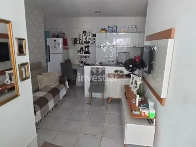 Casa 2 quartos e 1 banheiro, à venda, no bairro Três Irmãs em Campina Grande