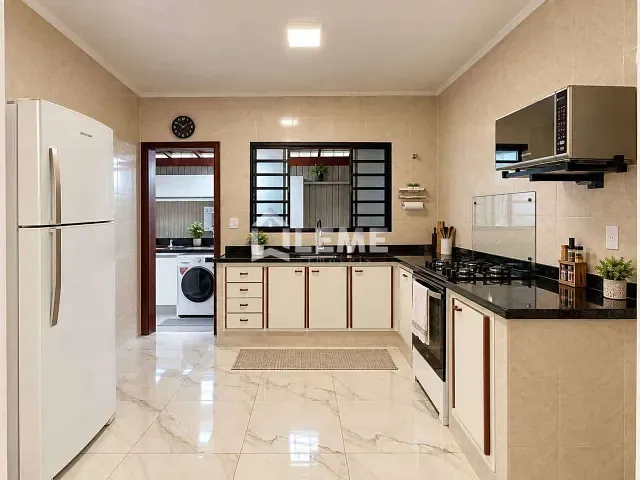 Casa 3 quartos e 2 banheiros, à venda, no bairro Jardim São Domingos em Mococa
