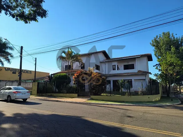Casa com 470m² 4 quartos e 4 banheiros, à venda, no bairro Parque Residencial Imigrantes em Holambra