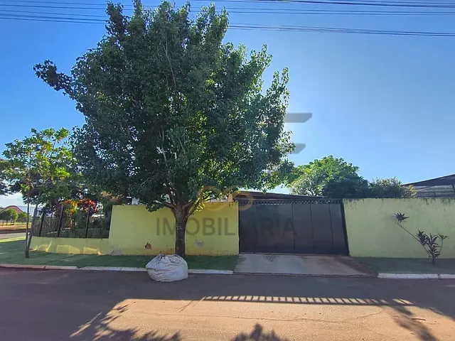 Casa com 470m² 4 quartos e 4 banheiros, à venda, no bairro Parque Residencial Imigrantes em Holambra