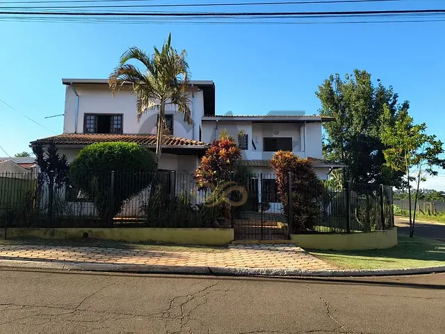 Casa com 470m² 4 quartos e 4 banheiros, à venda, no bairro Parque Residencial Imigrantes em Holambra