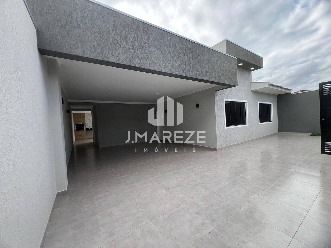 Casa à venda com 3 quartos, 132m² - Foto 2