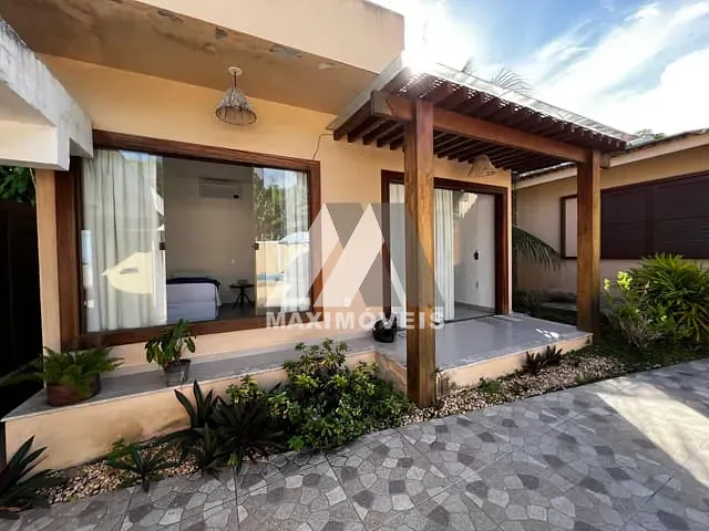 Casa com 625m² 4 quartos e 5 banheiros, à venda, no bairro Arraial D'Ajuda em Porto Seguro