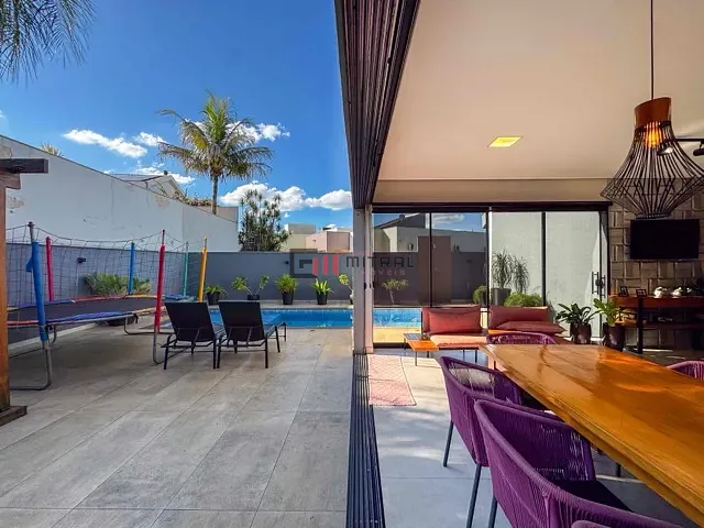 Casa com 501m² 4 quartos e 4 banheiros, à venda, no bairro Recanto do Salto em Londrina