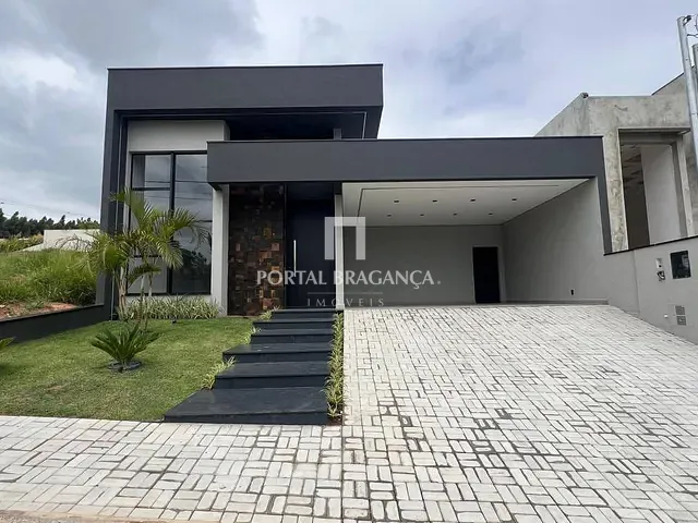 Casa com 349m² 3 quartos e 5 banheiros, à venda, no bairro Condomínio Residencial Euroville II em Bragança Paulista