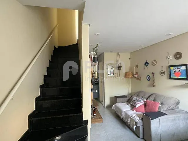 Casa 2 quartos e 3 banheiros, à venda, no bairro Água Fria em São Paulo